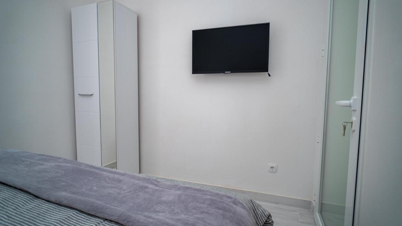 Max Suite Trogir Buitenkant foto